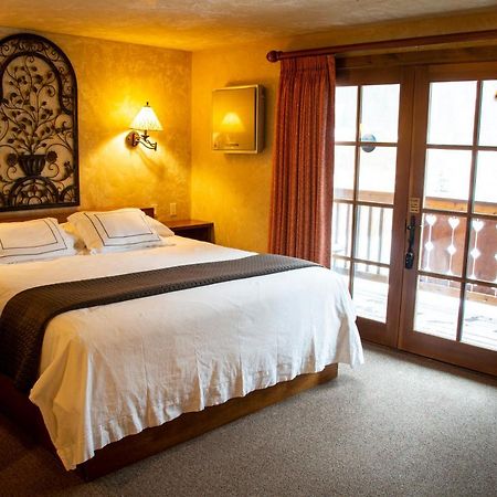 Hotel Chateau Chamonix Georgetown Esterno foto