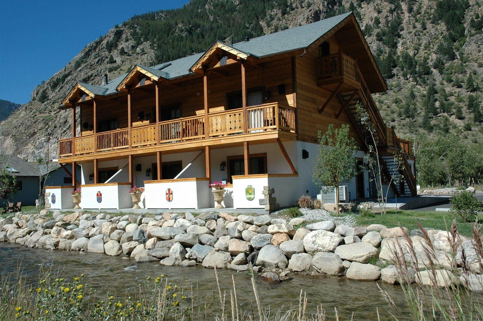 Hotel Chateau Chamonix Georgetown Esterno foto