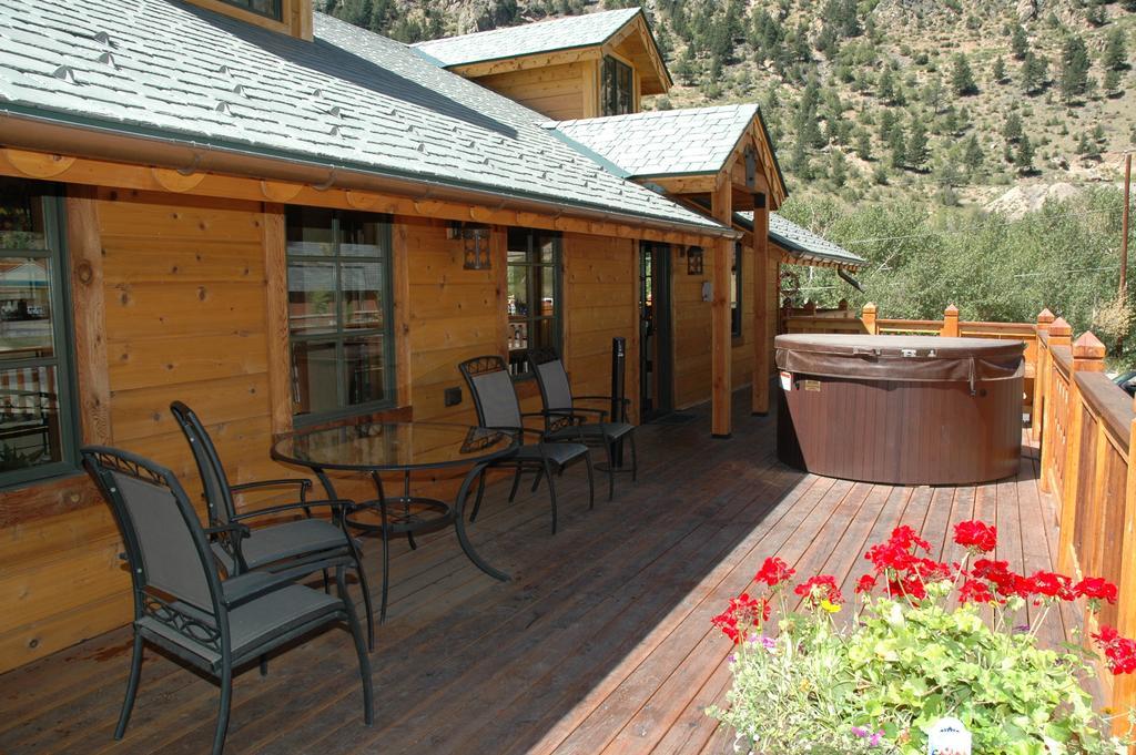Hotel Chateau Chamonix Georgetown Esterno foto